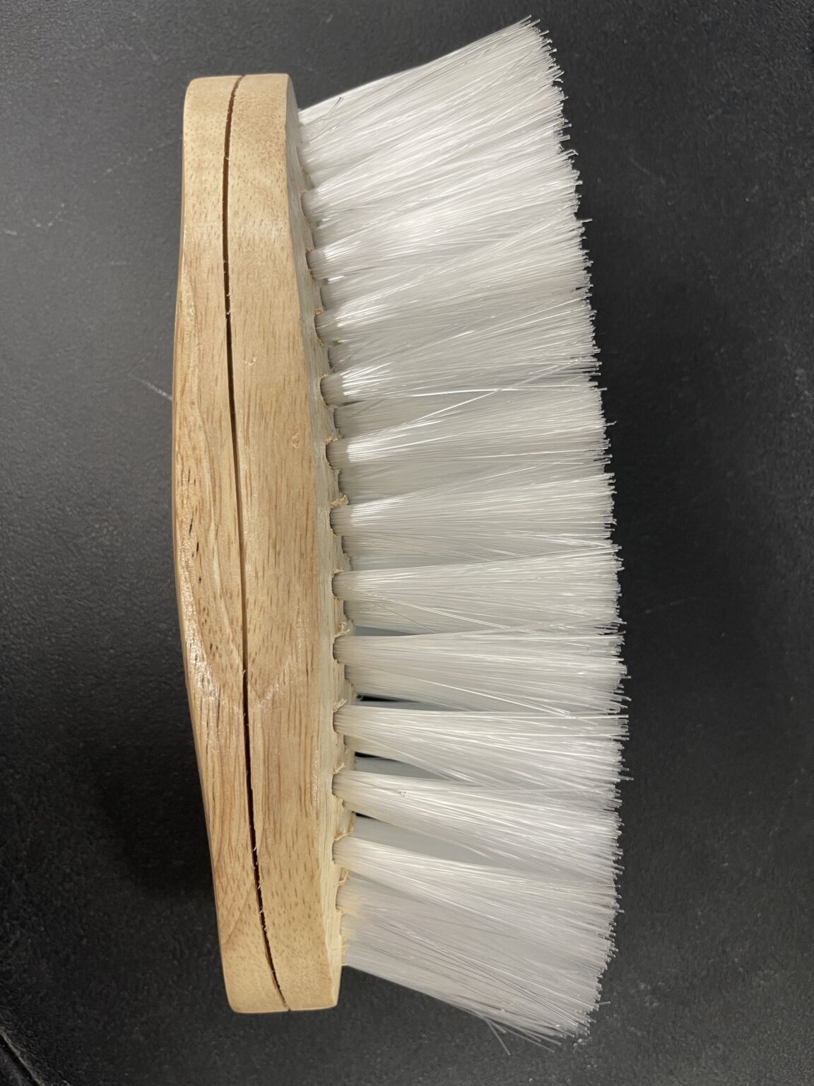 Body Brush Foster's Seed & Feed